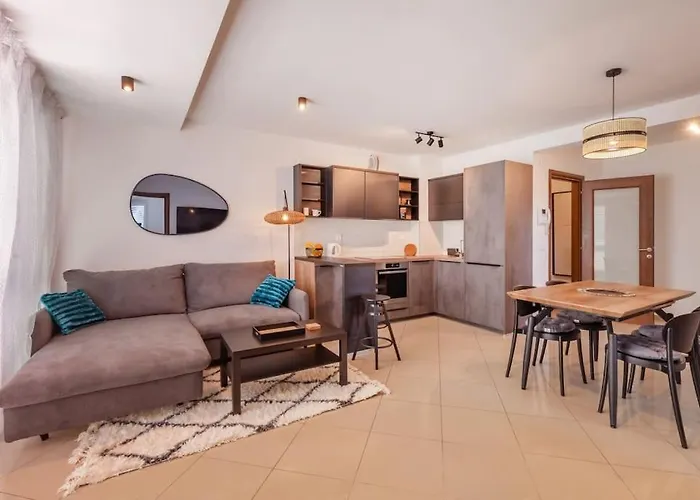 Stylish Two Bedroom Apartment&garage Parking Place Apartment Dubrovnik